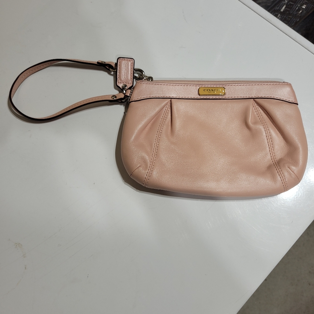 Coach wristlet women's wallet pink